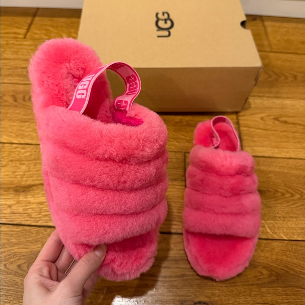 UGG Fluff Yeah Slides in Pink